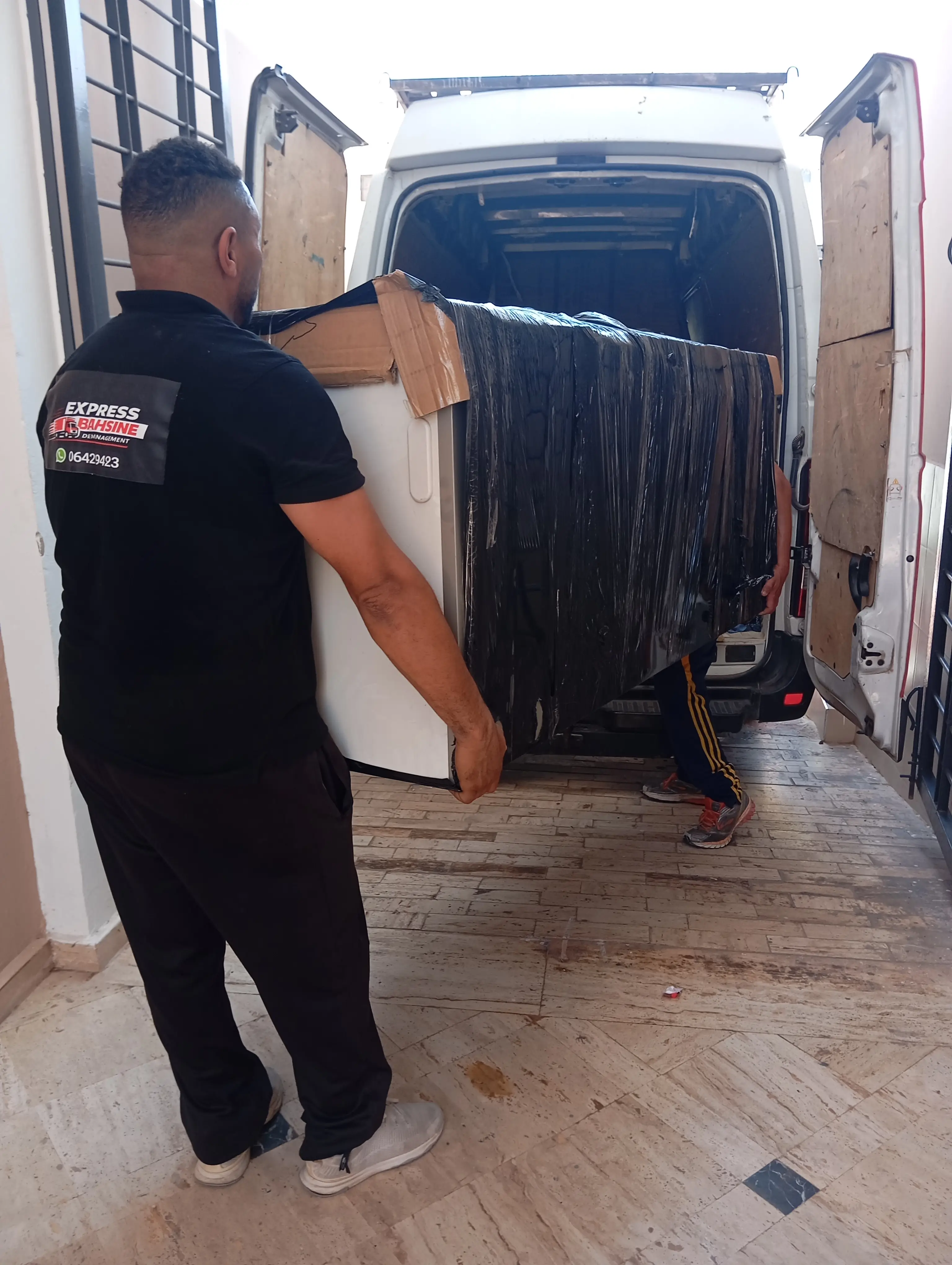 Démontage et montage et chargement meubles déménagement Rabat Agadir